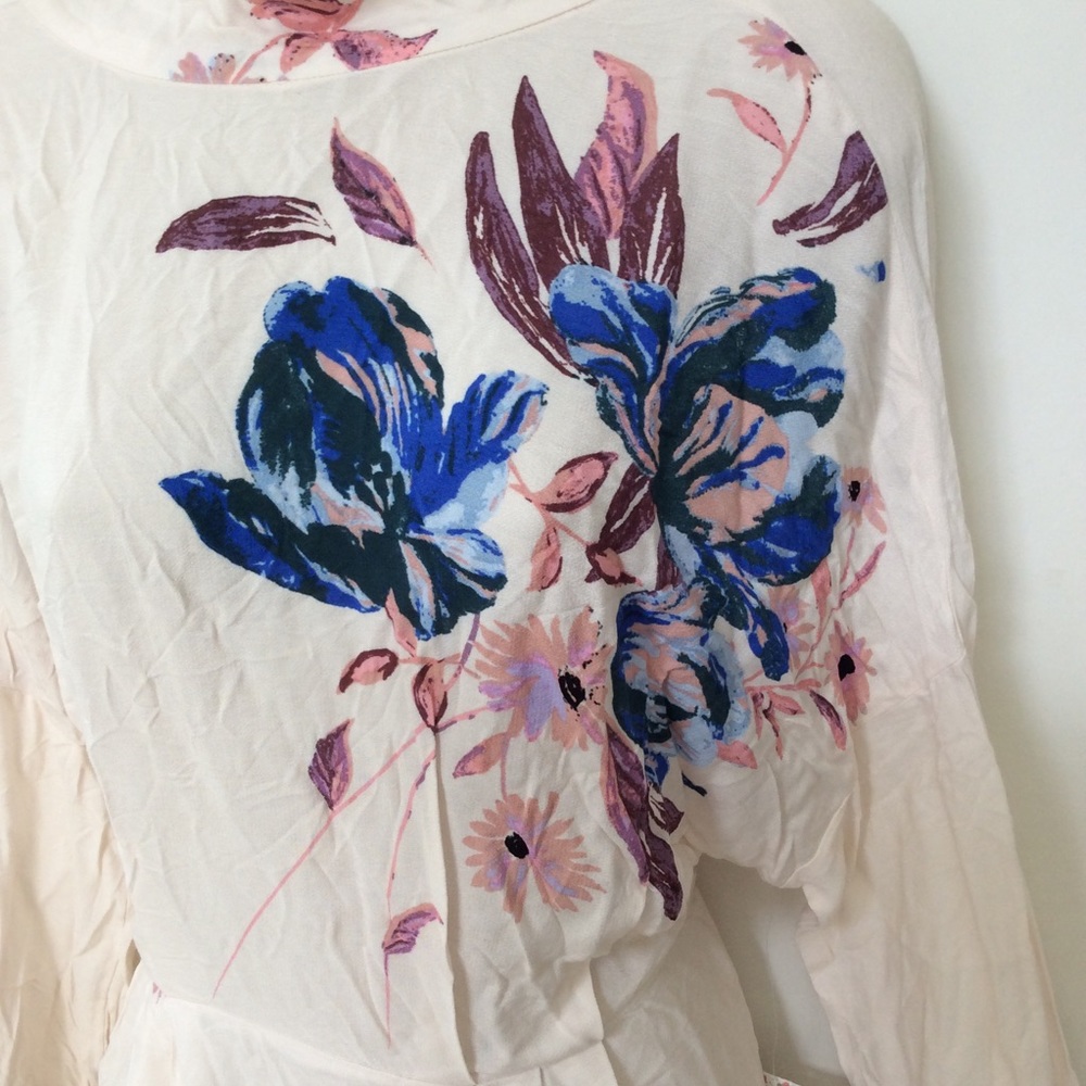 💕FREE PEOPLE FLORAL DRESS💕 - Picture 4 of 6